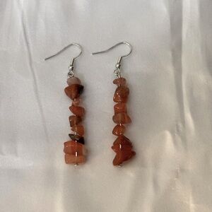 ❗️5/$50❗️Elegant Red/Orange Stone Dangle Earrings